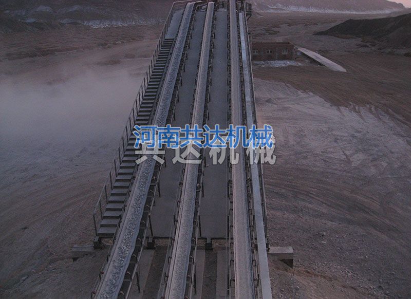 公司承建的礦石破碎、篩分、輸送生產(chǎn)線